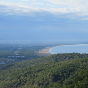Kepi i Rodonit-pláž zálivu Gjiri i Lyaizit